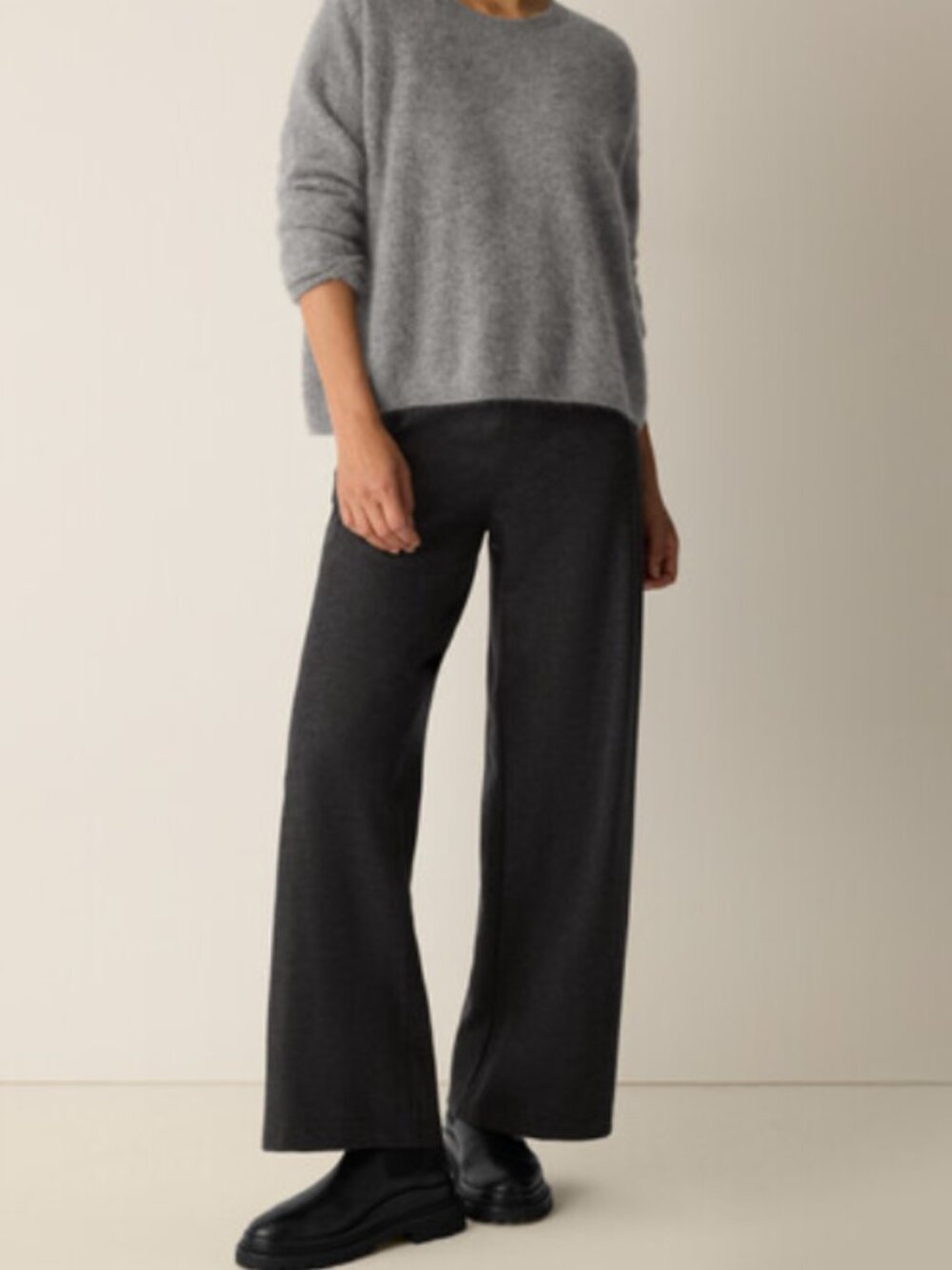 Eileen Fisher 100% Mélange Merino Wool Straight Leg Pant. Size M